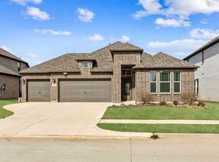 2811 Grand Lookout Ln, Arlington, TX 76001