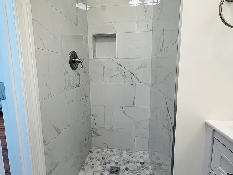 204 Woodbine St #1 — Photo 10