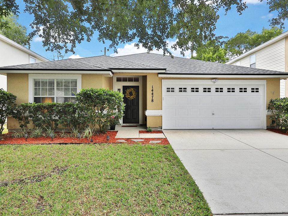 1st image of 14478 Woodfield Cir S
