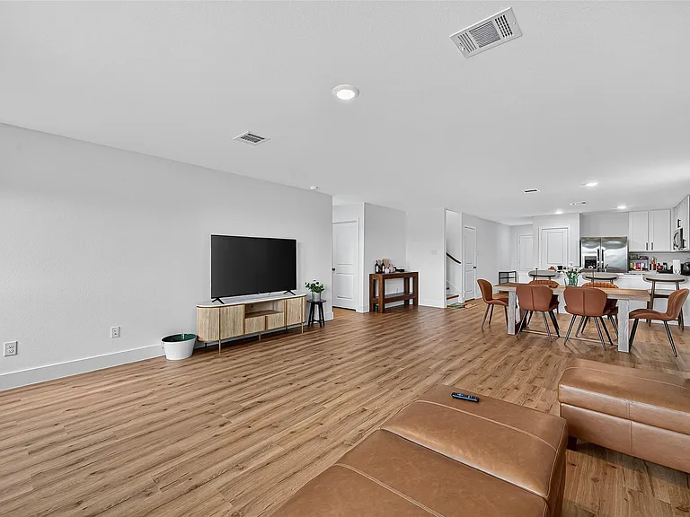27615 Seascape Village Dr — Photo 8