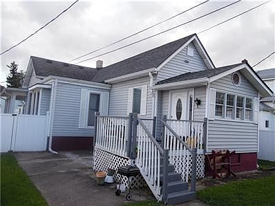2nd image of 222 W South St