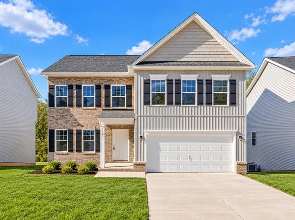 1107 Niagara Rd, Vinton, VA 24179