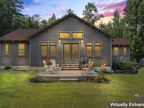 472 Townhouse Road, Kenduskeag, ME 04450