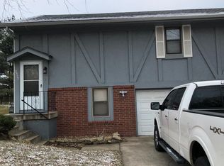 2315 SW 6th St, Blue Springs, MO 64014