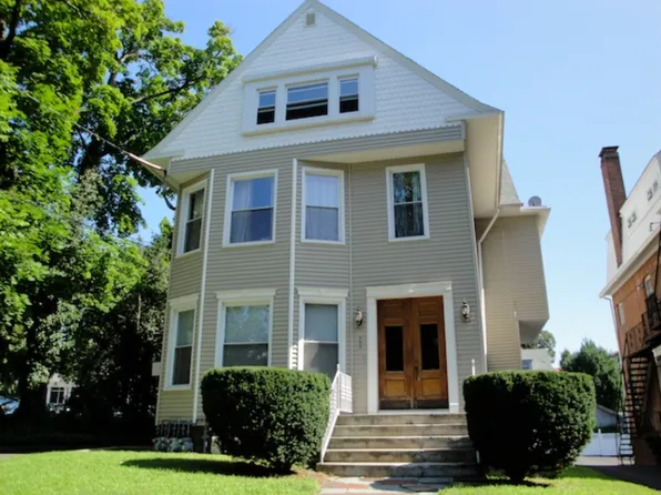 253 Lawrence St Floor 3, New Haven, CT 06511