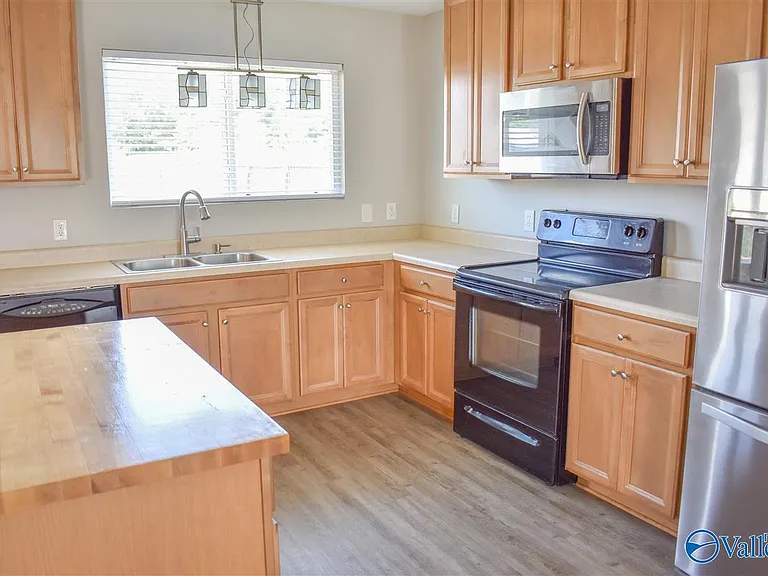 315 Kenneth Blvd NW — Photo 16
