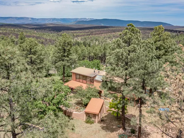 577 State Highway 94, Rociada, NM 87742