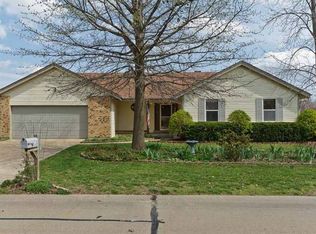 712 Cedar Glen Dr, Weldon Spring, MO 63304