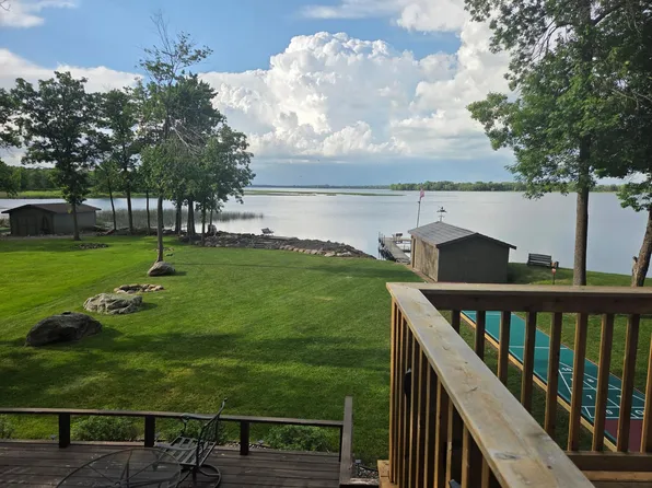 850 Main St W, Isle, MN 56342