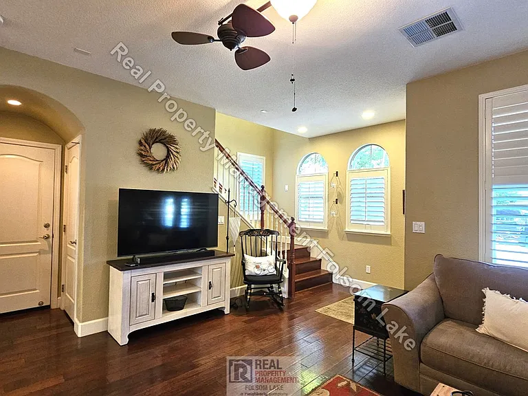 1529 Borrasca Dr — Photo 5