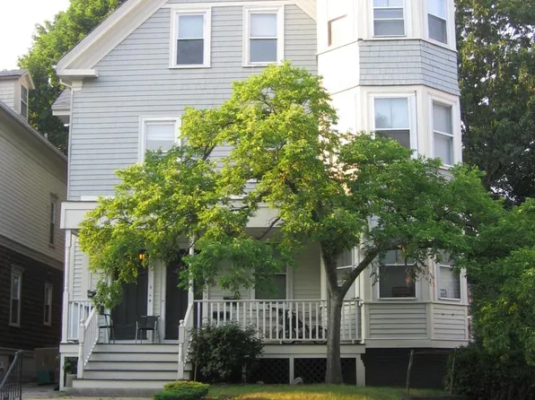 134 S Angell St, Providence, RI 02906