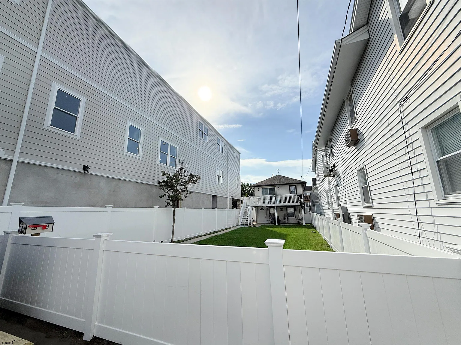 3 bed, 2.0 bath, $1,700 — Photo 3