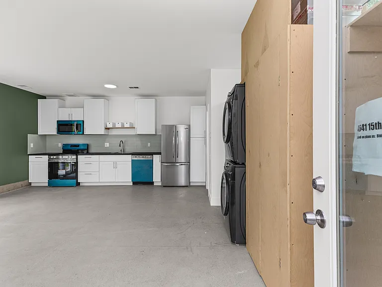 4641 15th St #1B — Photo 39