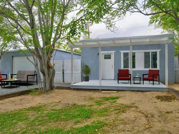1305 57th St NW, Albuquerque, NM 87105