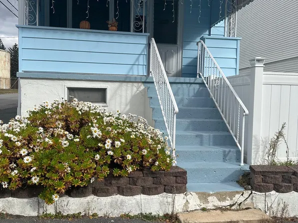 695 Monges St, Hazleton, PA 18201
