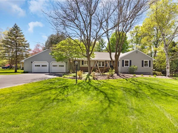 4918 Hyde Rd, Manlius, NY 13104