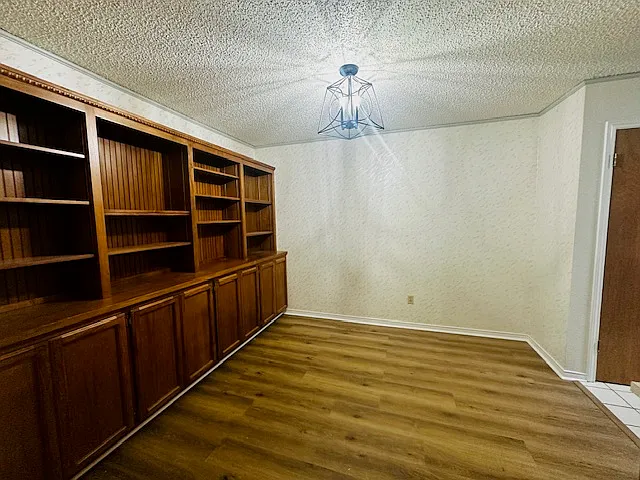 1919 Rettye Dr — Photo 5