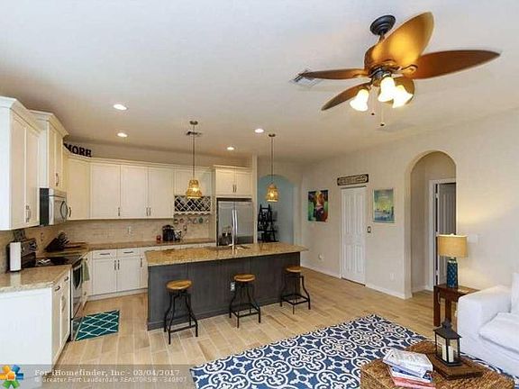 3rd image of 7218 Prudencia Dr