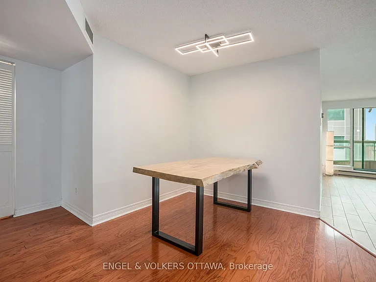 550 Cambridge St S #507 — Photo 7