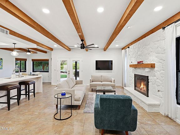 3rd image of 5234 E PARADISE Drive