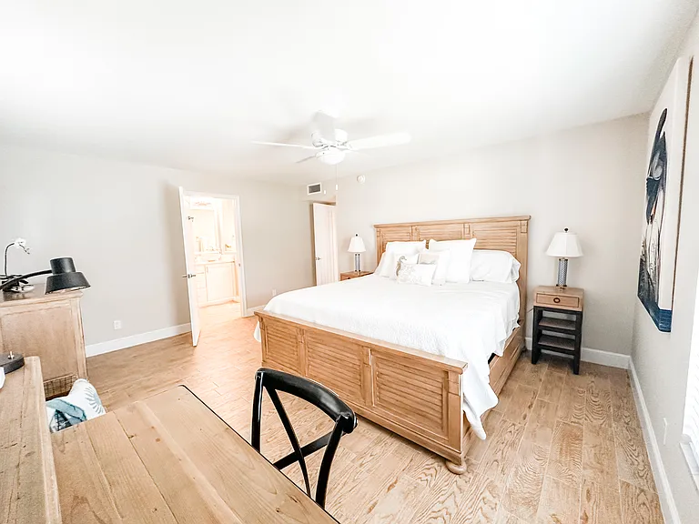 2800 Gulf Shore Blvd N #209 — Photo 9