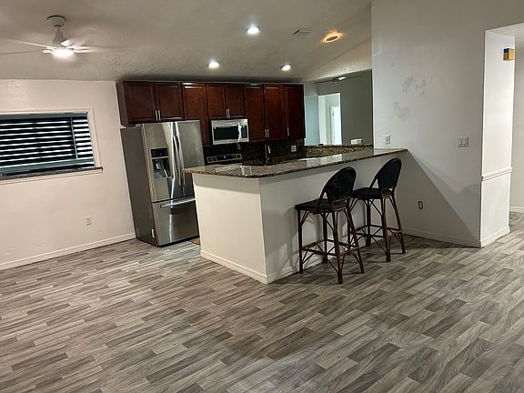 5th image of 5212 Shakar Cir #A