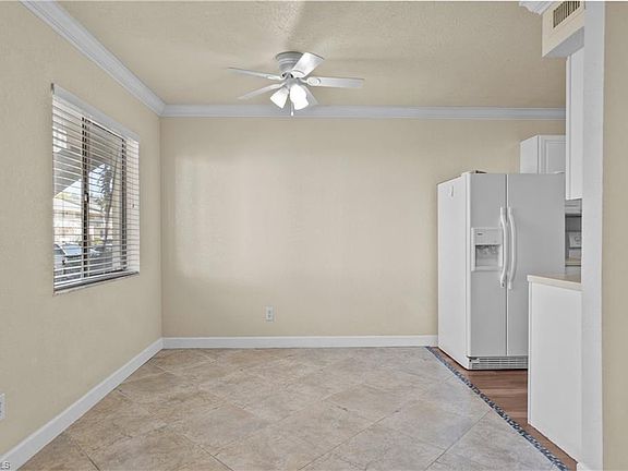 3rd image of 4615 Bayshore DR #E4
