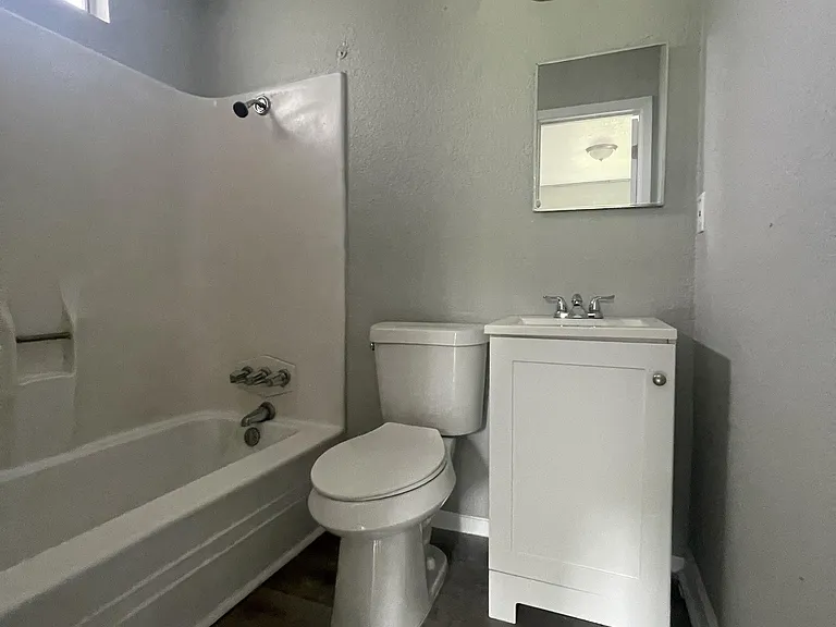 1723 W Mayfield Blvd #6 — Photo 10