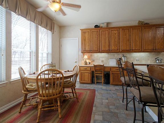 5th image of 740 Peninsula Bnd