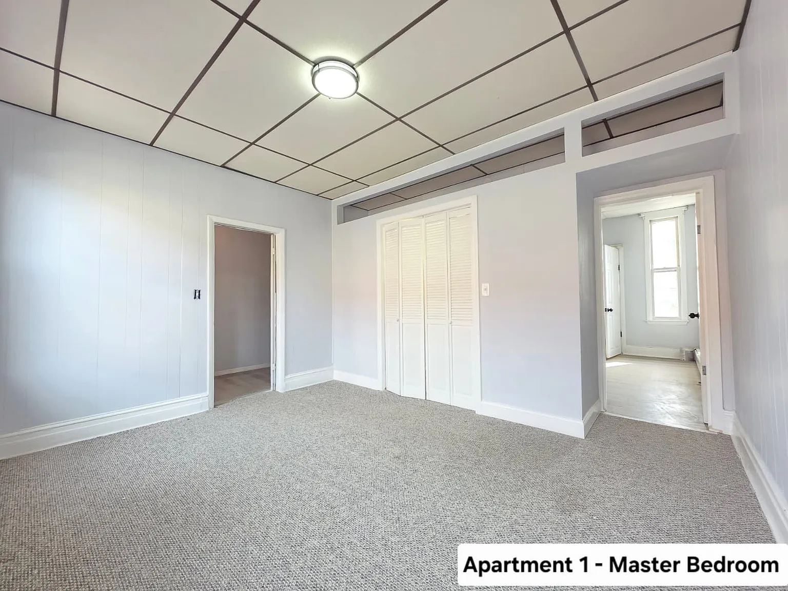 Cozy 2 Bed, 1 Bath Unit in Kearny! $2200/mo - Available now! — Photo 2