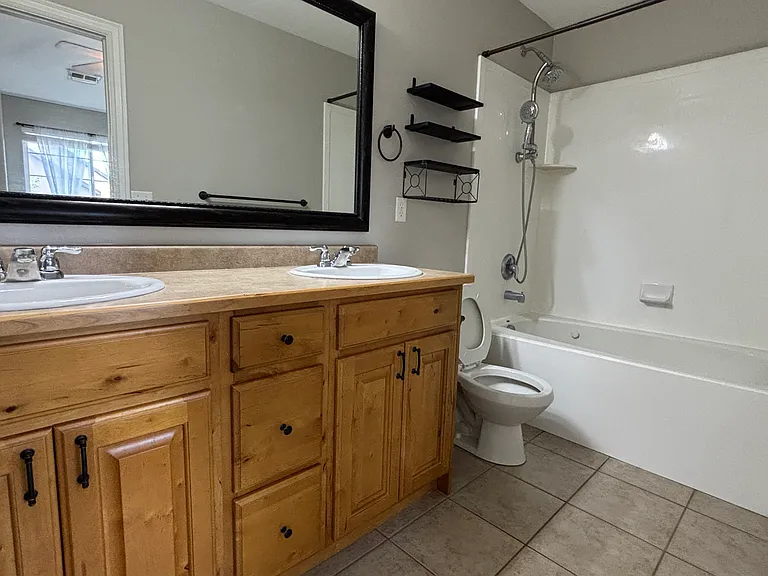 816 W Via Papiano St — Photo 19