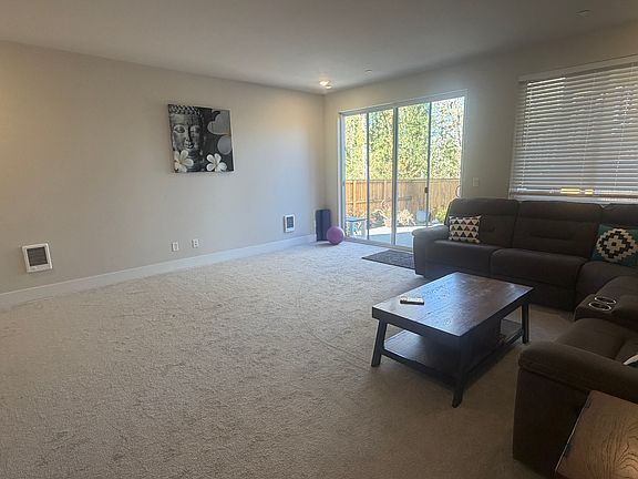 3rd image of 17423 NW Loomis Ln