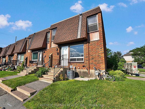 2nd image of 3520 Downpatrick Rd #41
