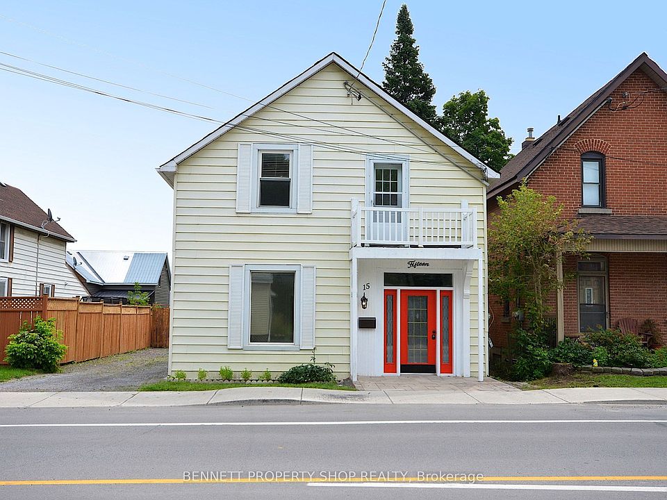 1st image of 15 Daniel St N