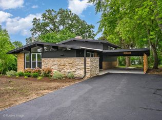 644 Hyacinth Pl, Highland Park, IL 60035