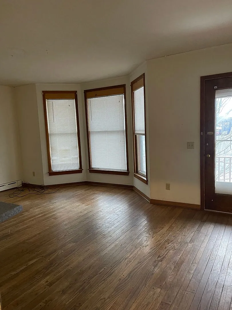 132 - 134 North Barry St. — Photo 2