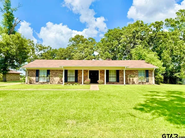 307 Trailwood Dr, Crockett, TX 75835