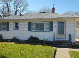 323 Fairfield St, Waterloo, IA 50703