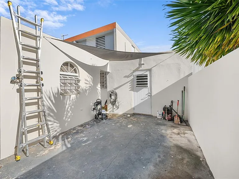 N13 Calle Boriken Urb Alturas Del Encanto — Photo 16