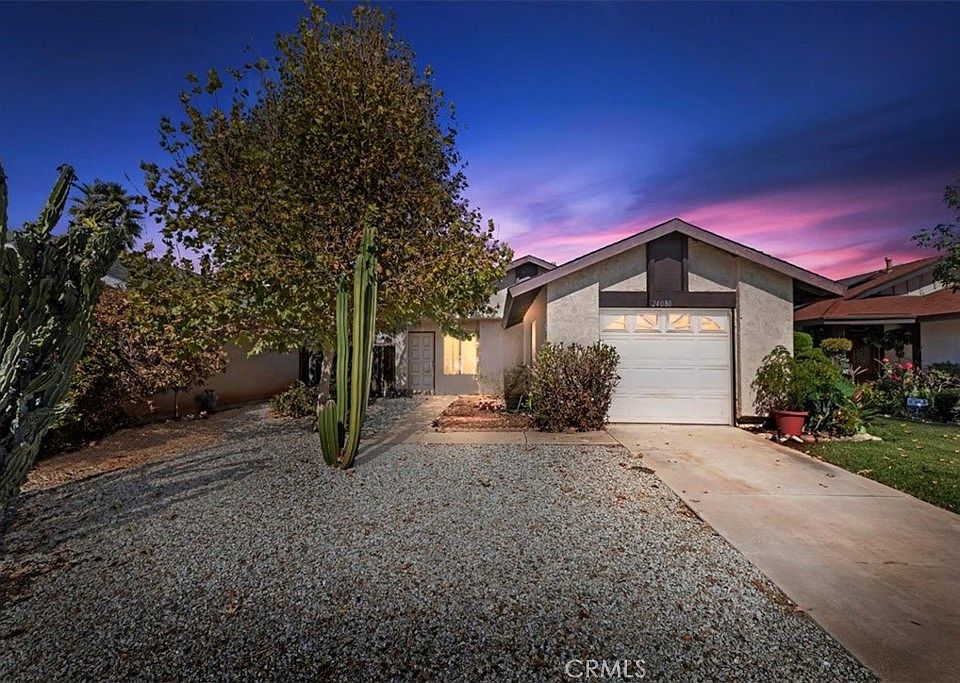 1st image of 24080 Amberley Dr