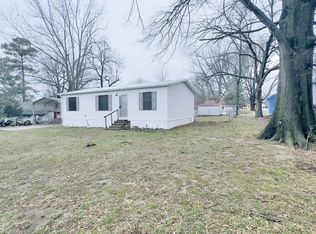 59 Holmes St, Trezevant, TN 38258
