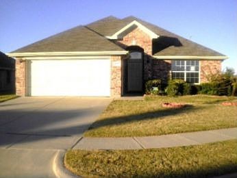 1st image of 1208 Lake Forest Dr
