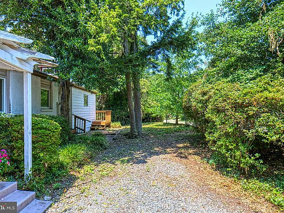2nd image of 4844 Old Dominion Dr