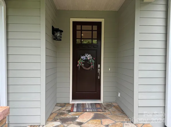 82 Williams Meadow Loop, Hendersonville, NC 28739
