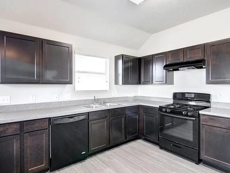 12703 Rio Nueces Ln — Photo 4