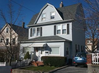 35 Emmett Ter, New Rochelle, NY
