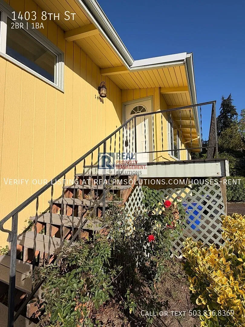 Fantastic Triplex Home in Oregon City — Photo 2
