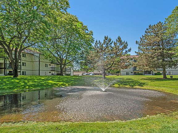 2nd image of 3114 Byron Center Ave SW #3132-08
