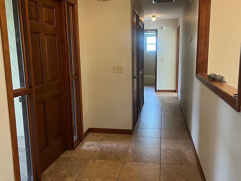 9218 Everwood St — Photo 10