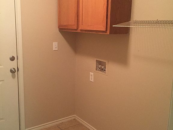 5th image of 524 N Chicago Ave APT B